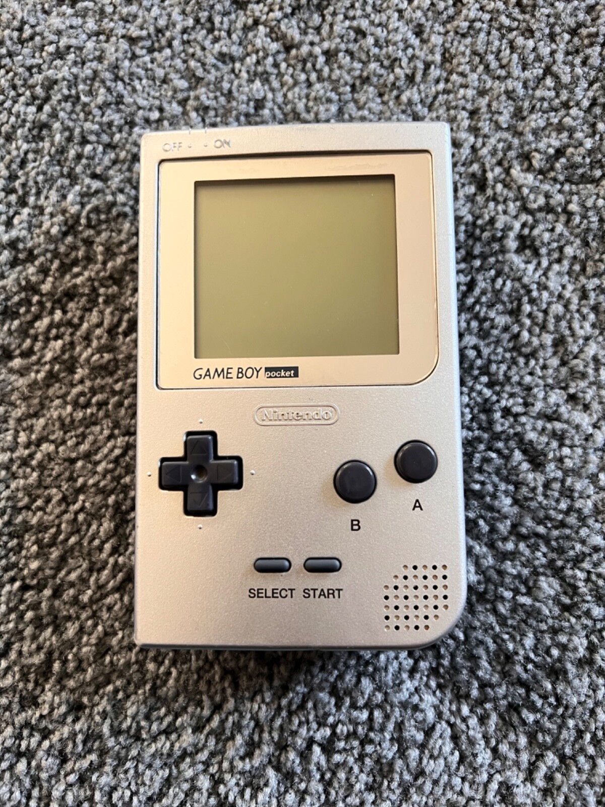 Nintendo Game Boy Pocket Silver Handheld System Excellent Condition Works Great