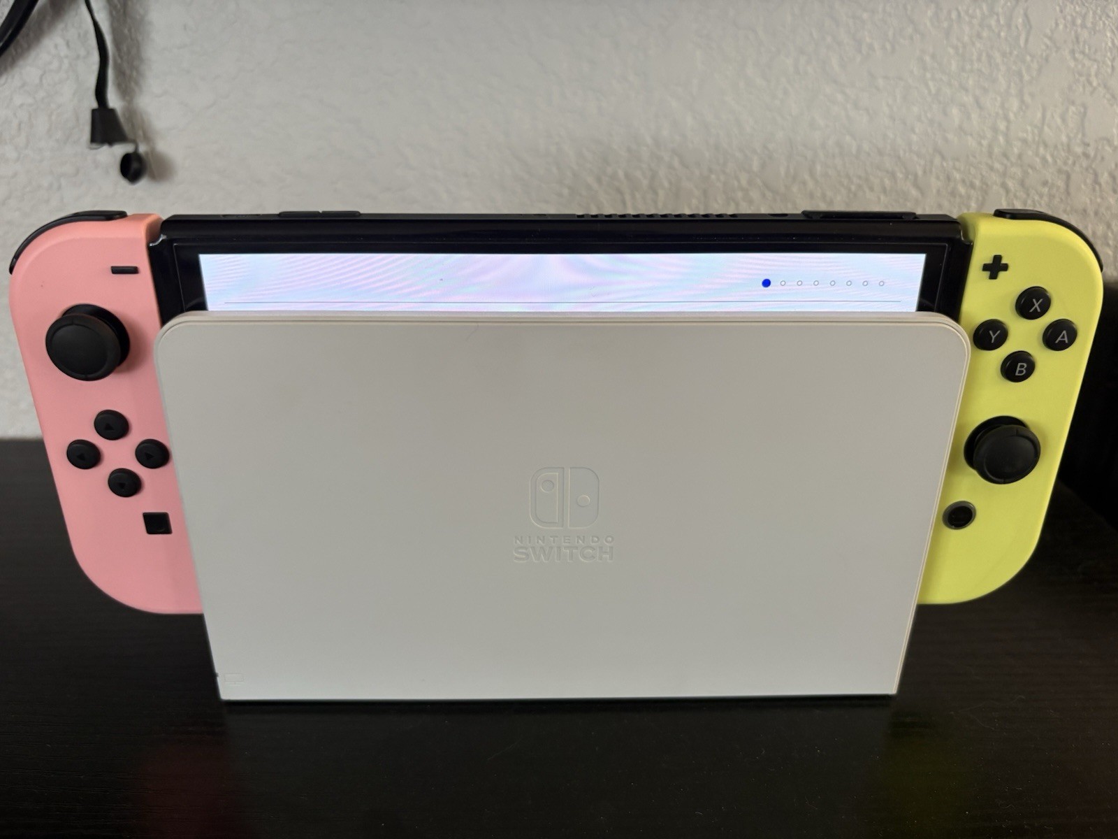Nintendo Switch OLED Model – 64GB/White (HEGSKAAAA)