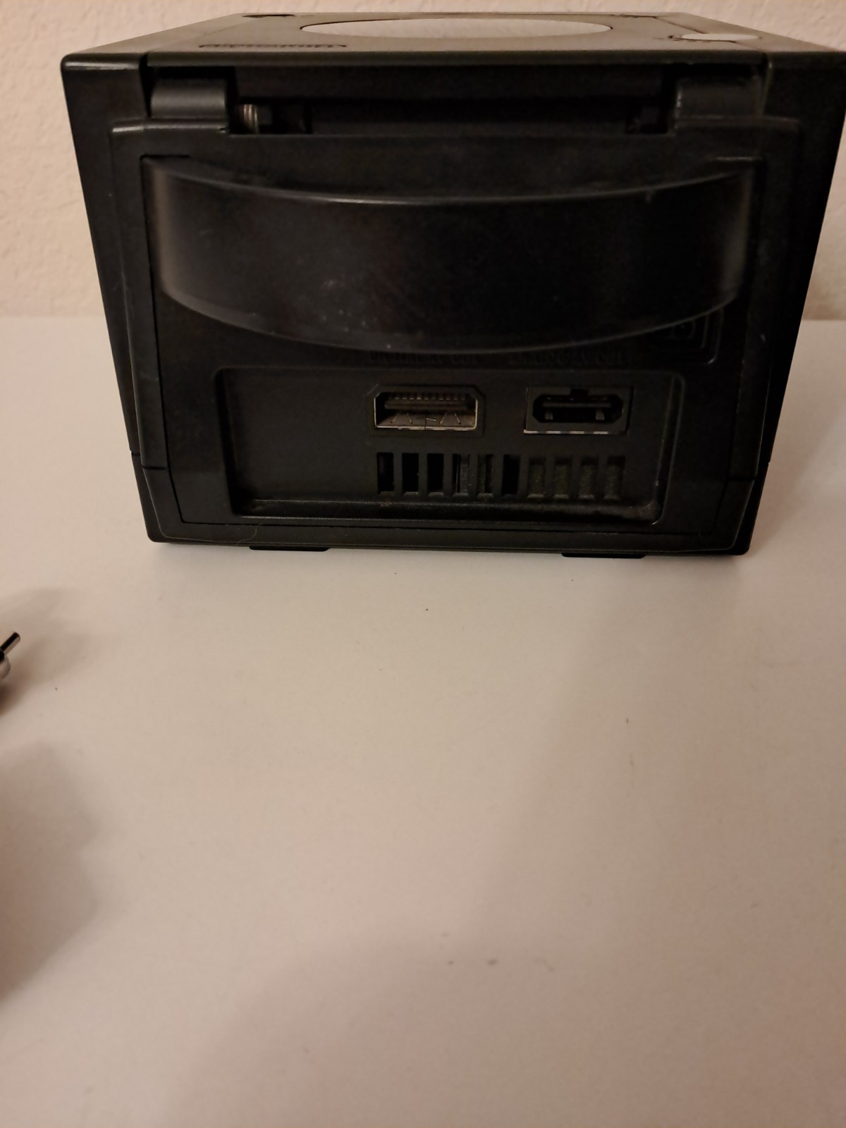 Nintendo GameCube Black Console DOL-001 / 1 Control/ Cords + Mario Sunshine