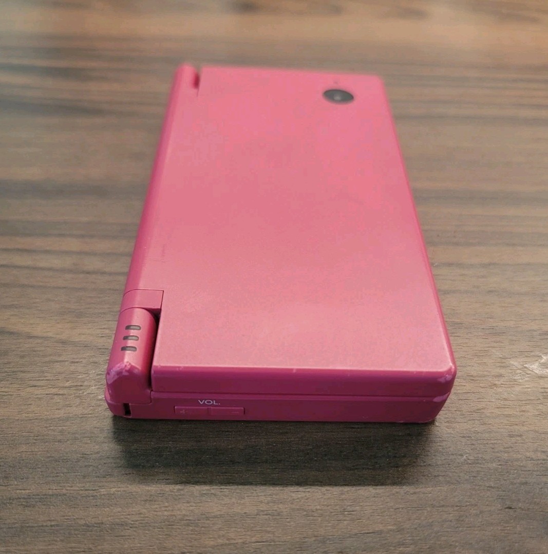 Nintendo DSi Pink Handheld System TESTED with Charger