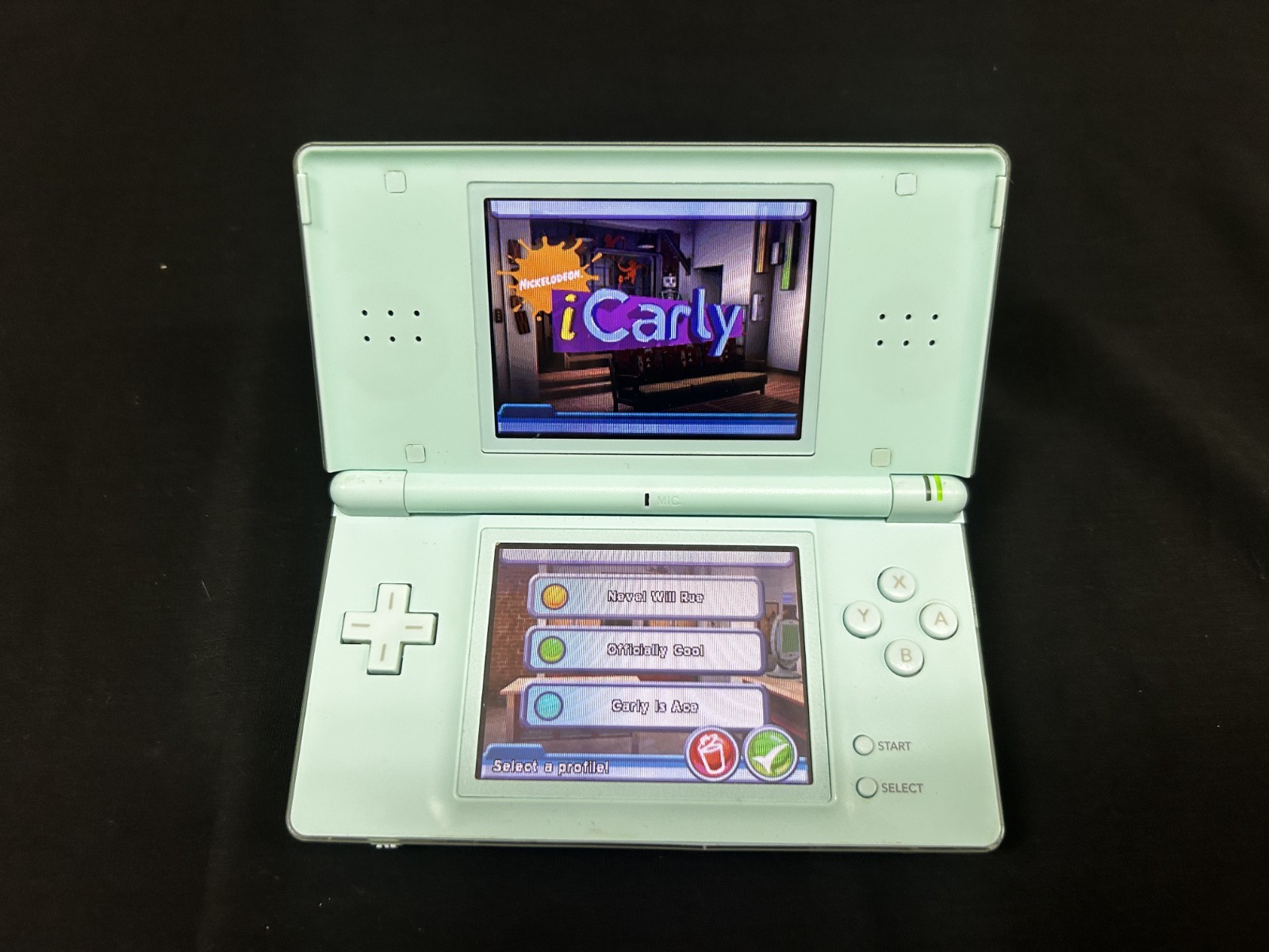 Nintendo DS Lite Light Blue – W/ Charger & Stylus