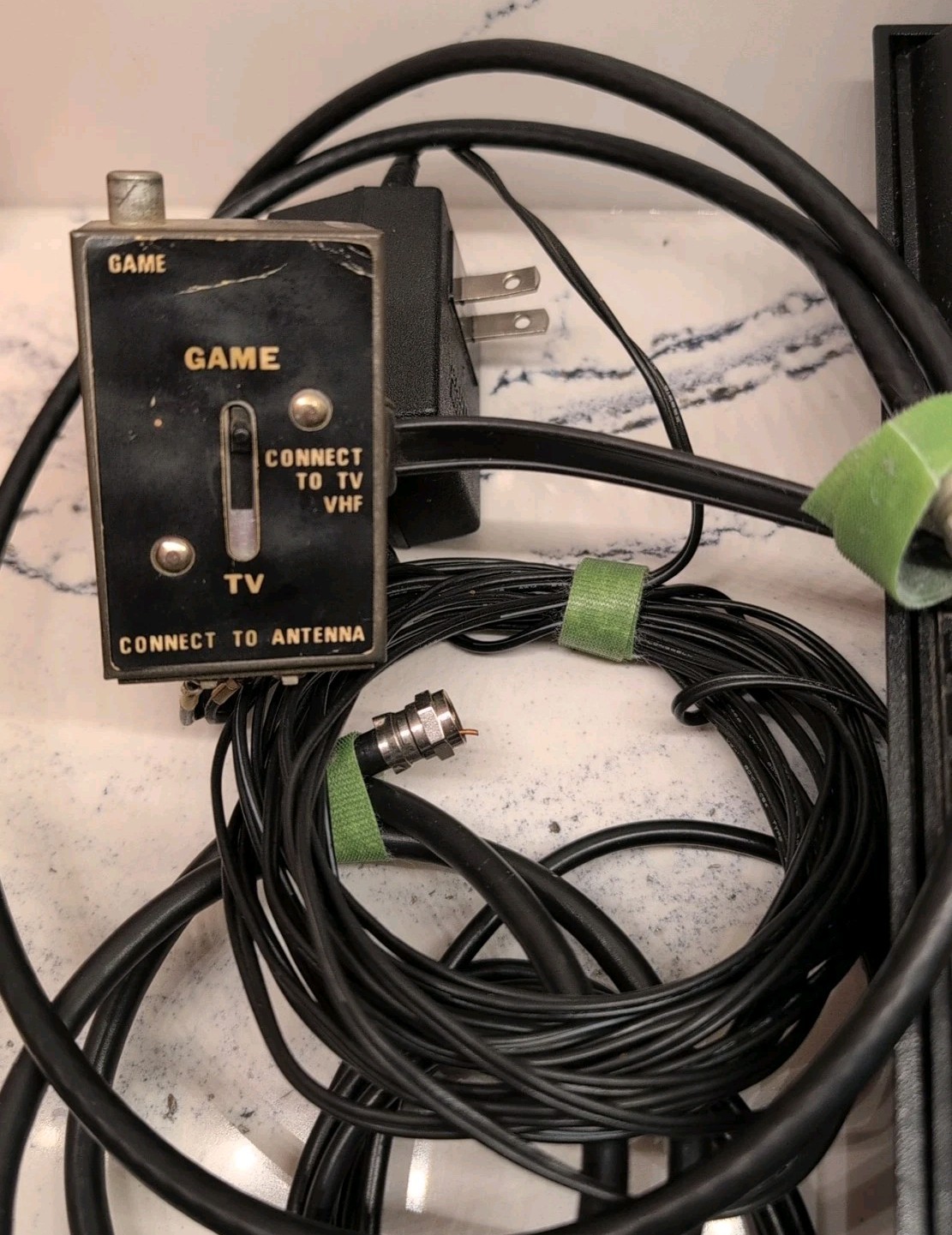 Atari 2600 Console W/ Adapter, 2 Joystick, 2 Set Paddles Connect To TV Untested