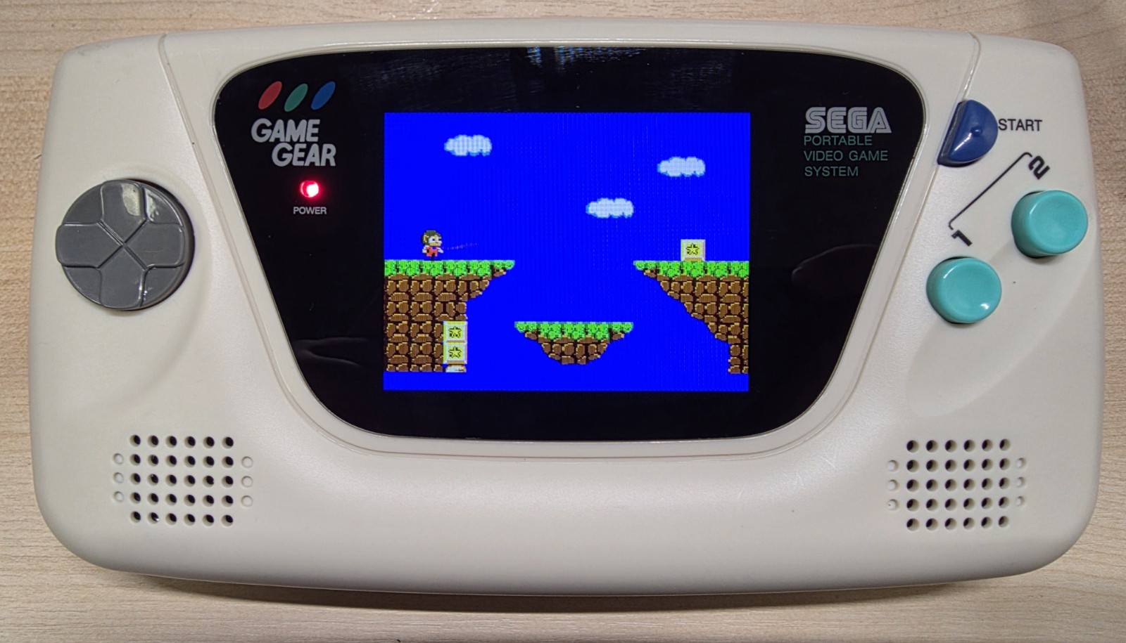 SEGA Game Gear IPS Screen RetroSix Shell USB C Charging Clean Audio