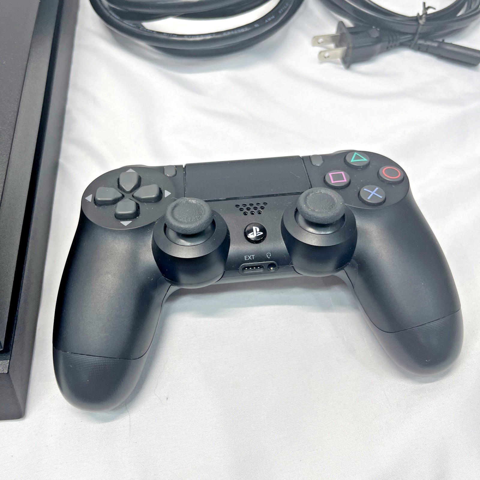 Sony PlayStation 4 500GB Console Bundle Black CUH-1215A 8 Games Controller PS4