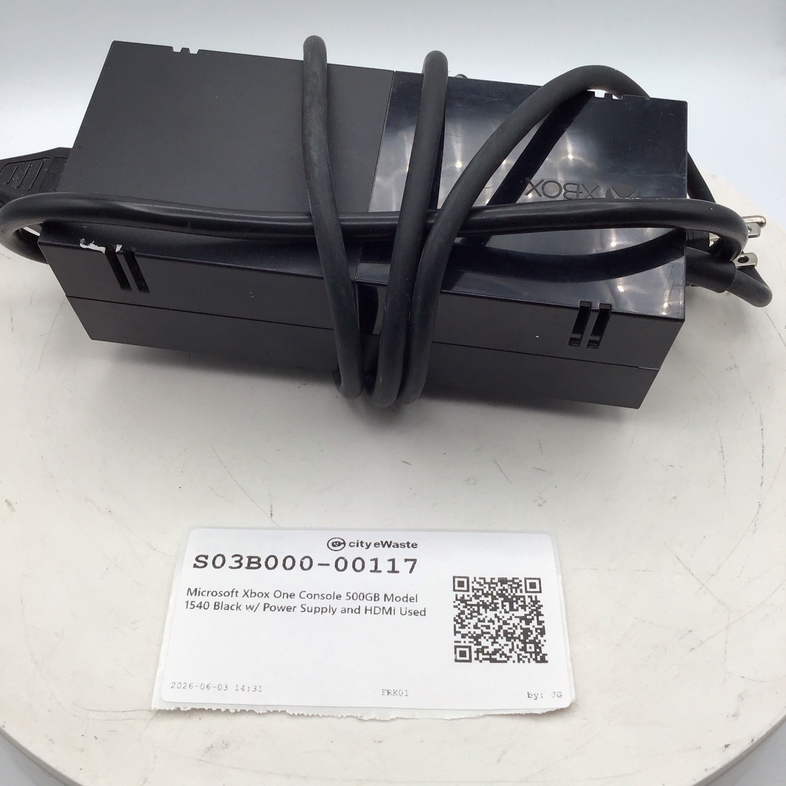 Microsoft Xbox One Console 500GB Model 1540 Black w/ Power Supply and HDMI Used