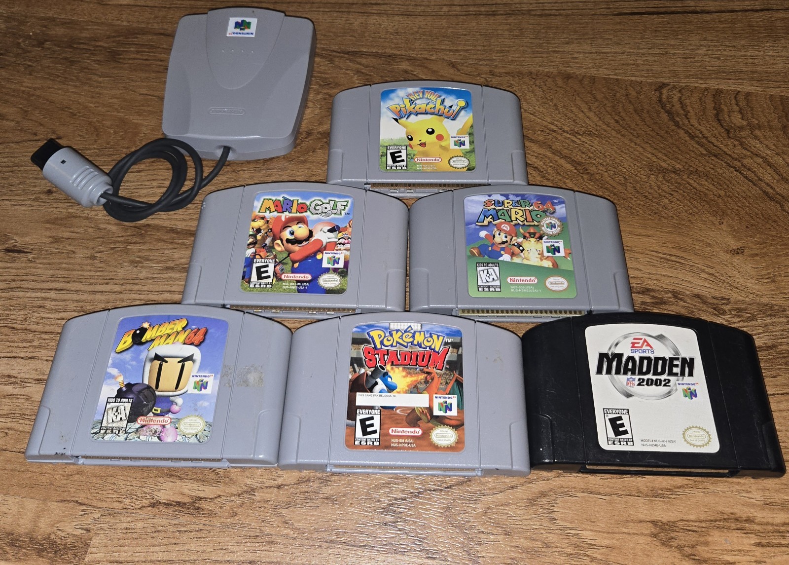 Nintendo 64 Jungle Green, 2 controllers & 6 games. Mario Golf and Super Mario 64