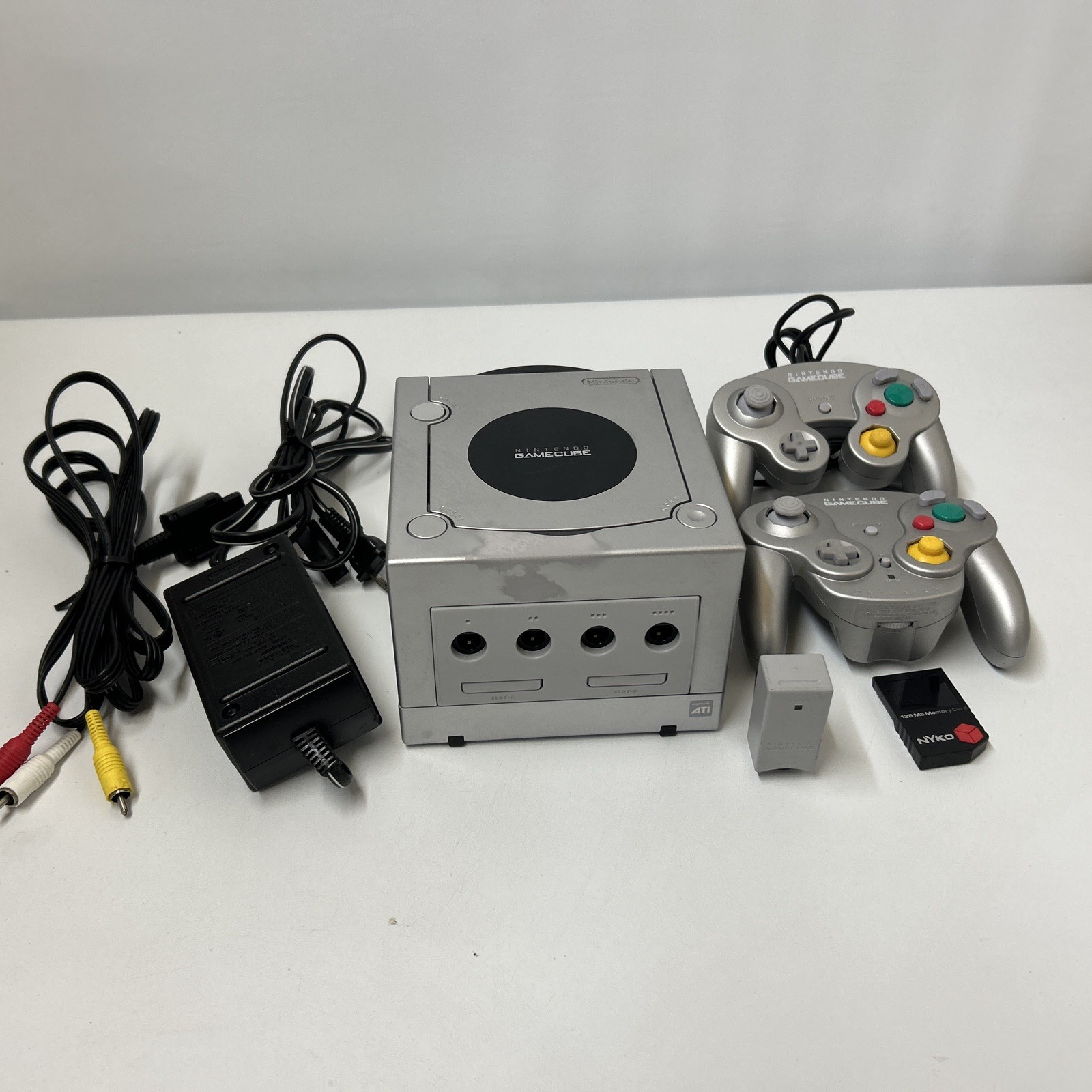Nintendo GameCube Platinum Console Bundle DOL-101 – 2 Controllers Tested & Card