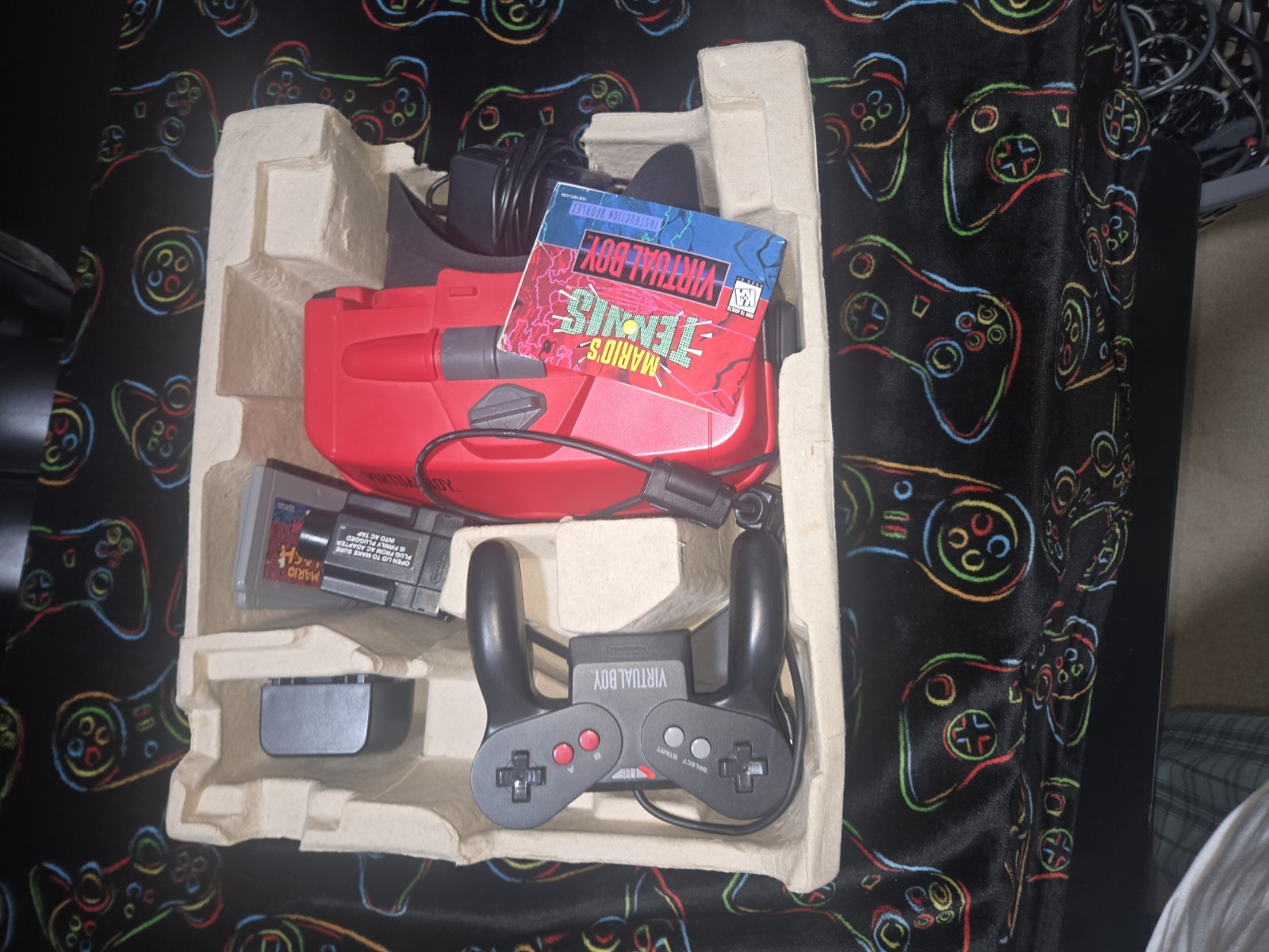 Nintendo Virtual Boy With Box, A.C Adapter .Tested Working! 2 GAMES