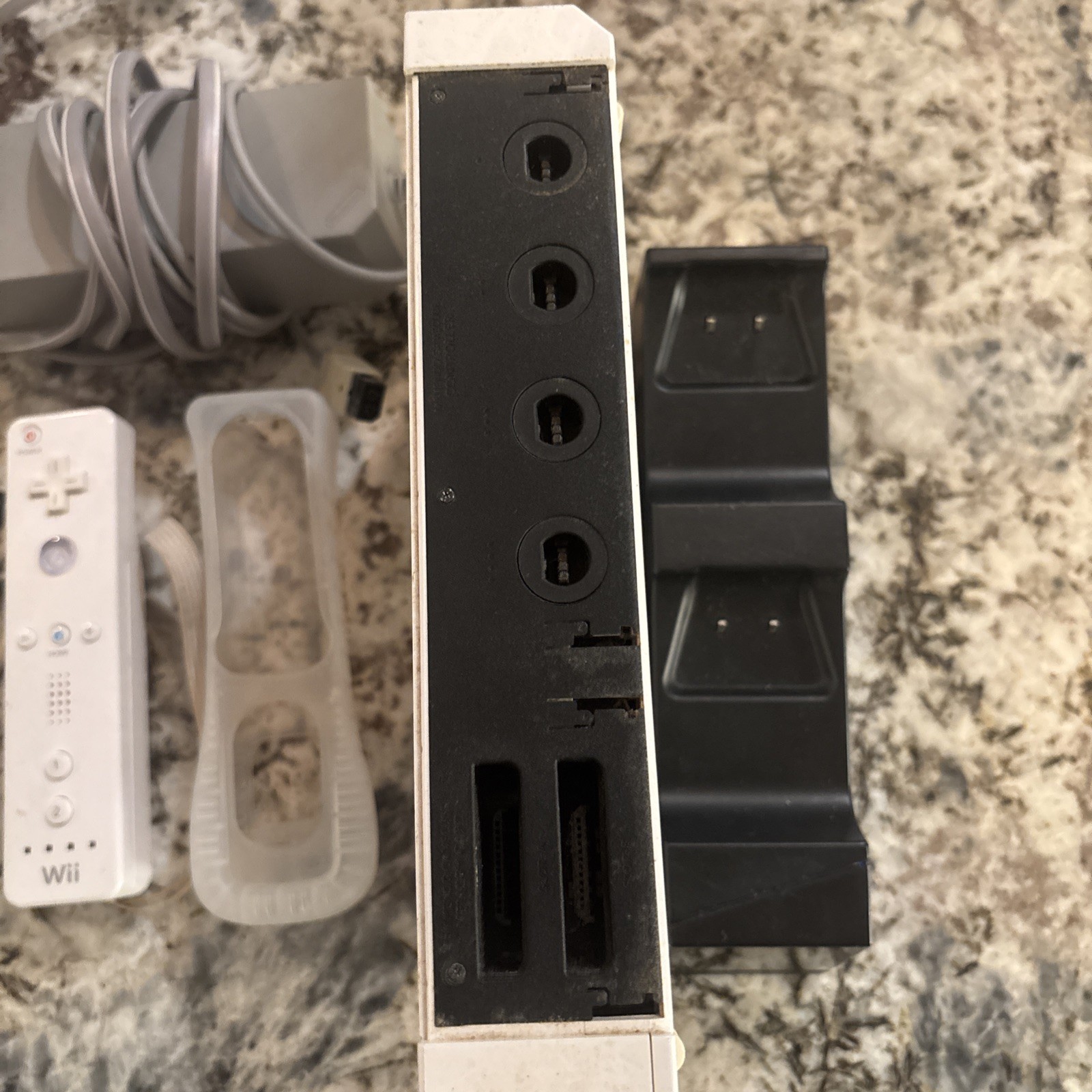 White Wiii Console with 2 Controllers. power corD & RCA