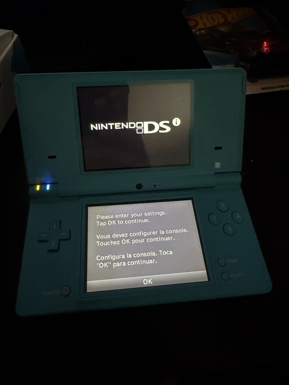 Nintendo DSi Blue Handheld Console Built-In Camera Wi-Fi Wireless Play w/ Box