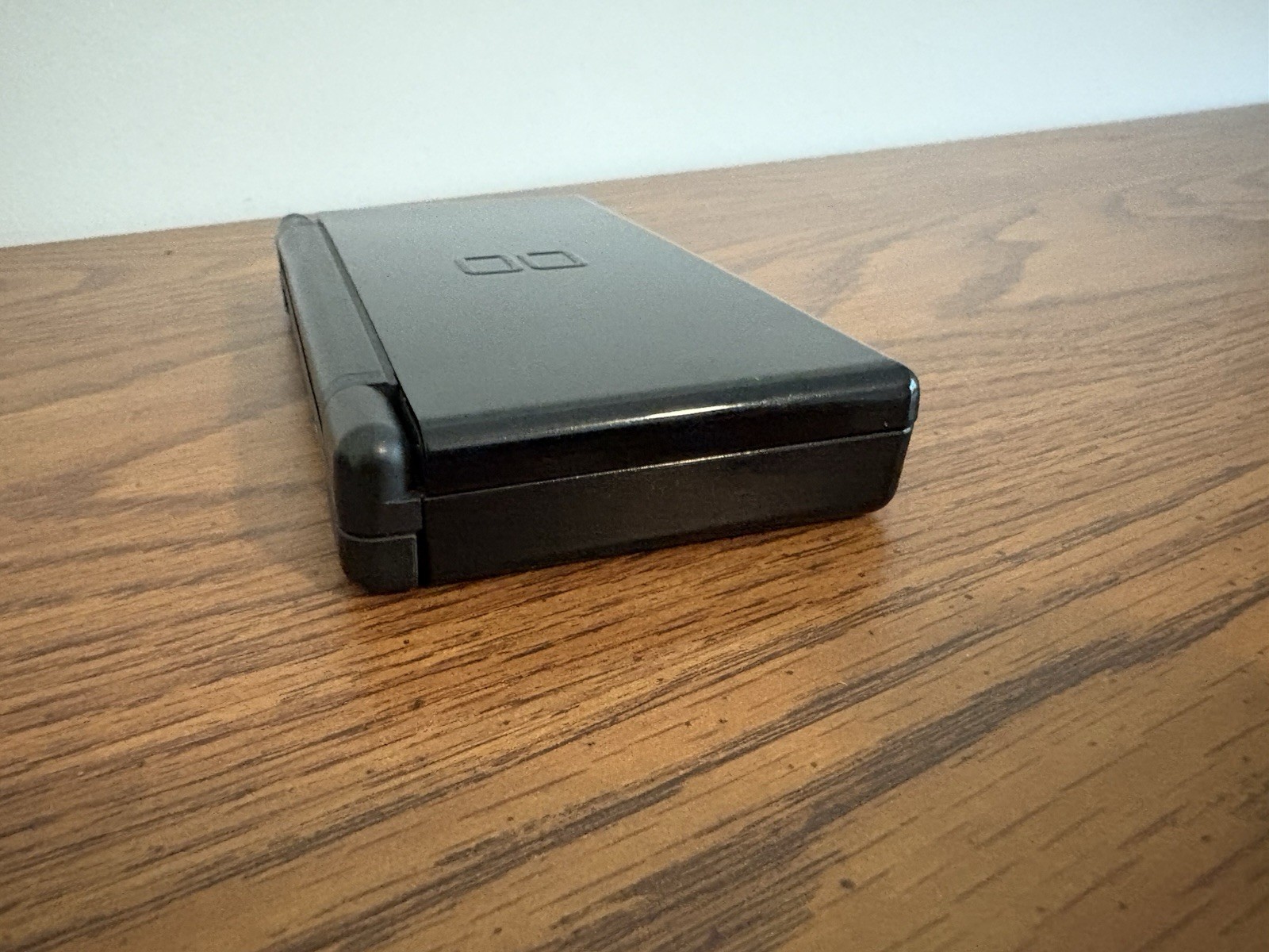 Nintendo DS Lite Black Touchscreen Handheld USG-001 w/ Charger Stylus 3 Games