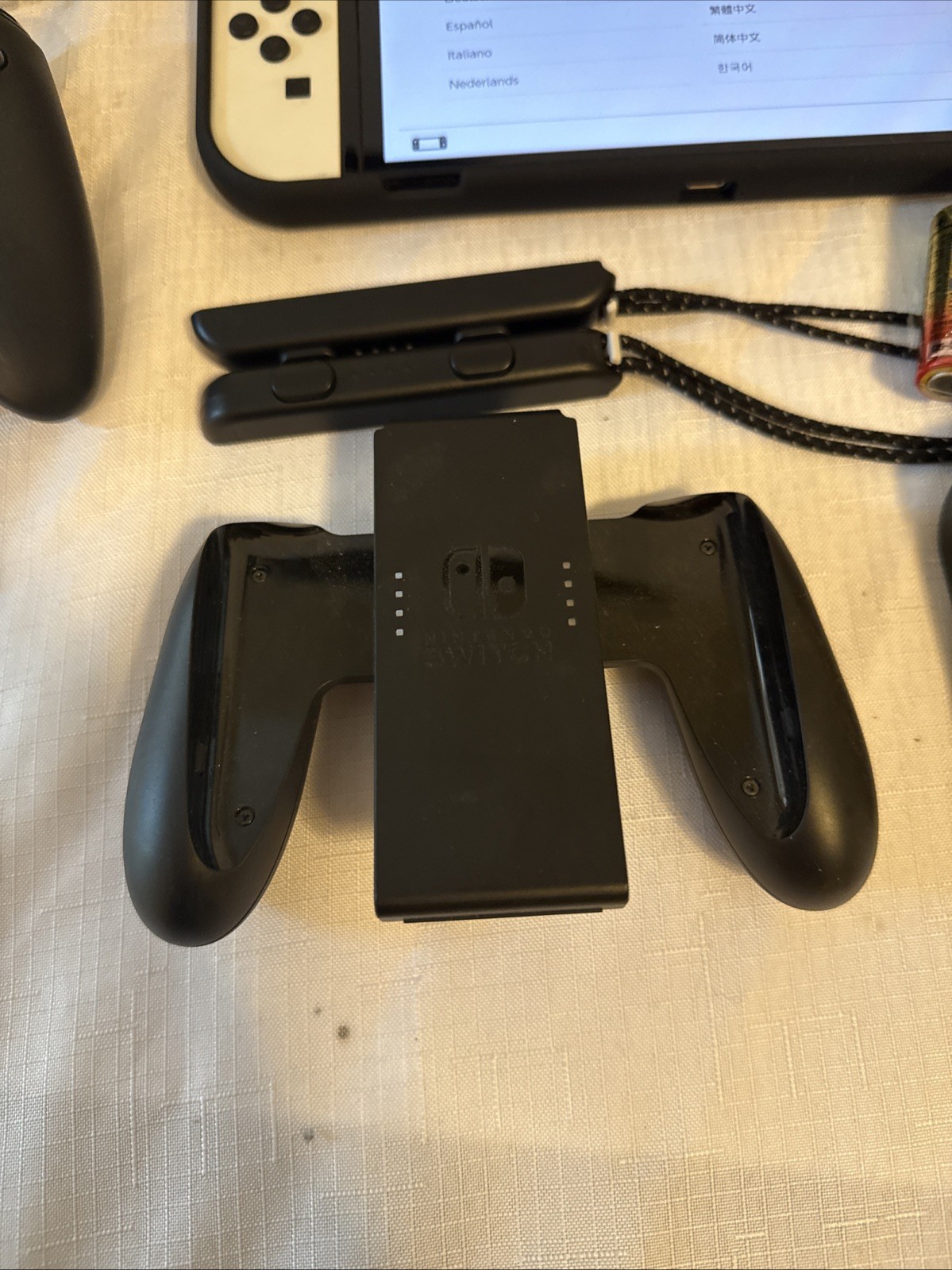Nintendo Switch OLED White Console-Complete-Starter Bundle+256Gb+Case+Remotes ++