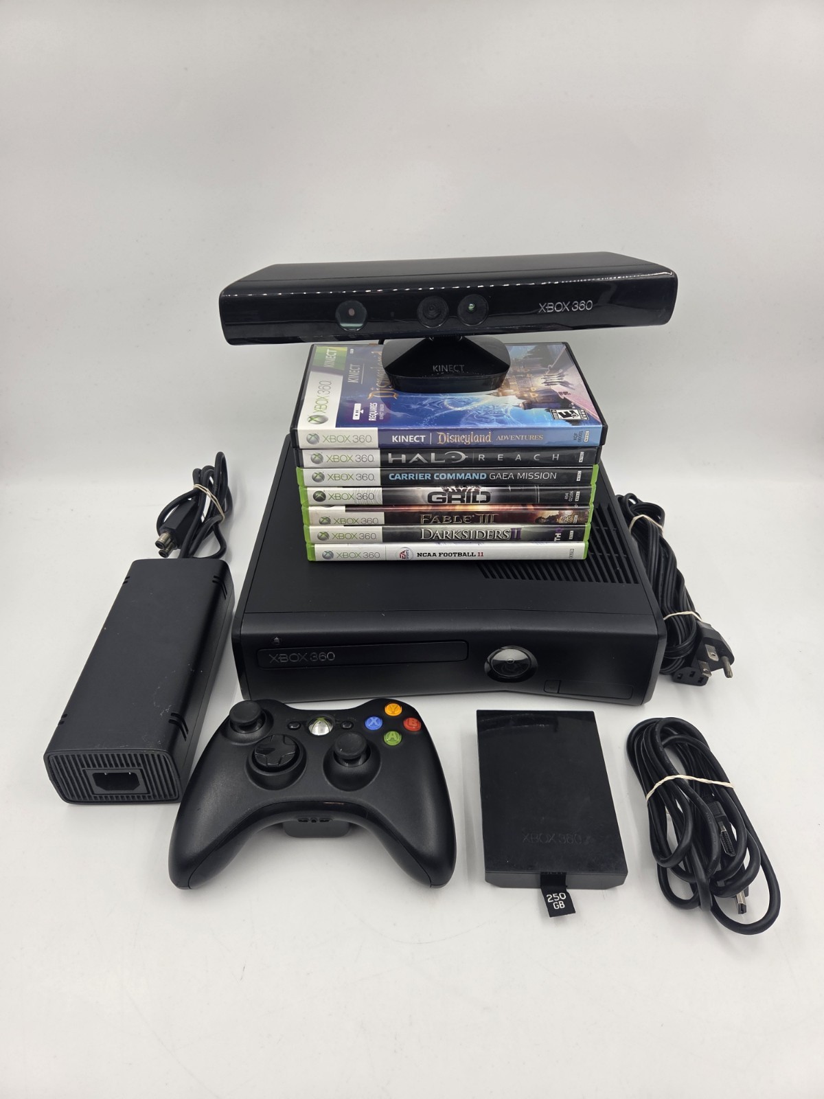 Xbox 360 Slim Console Kinect Bundle w/ 7 Games & Cords 250gb – Tested Working