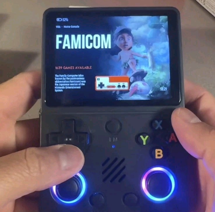 Avamoon RG36 PRO Handheld Game Console, 128G，RGB Lights, 20+ Emulators, Dual 3D