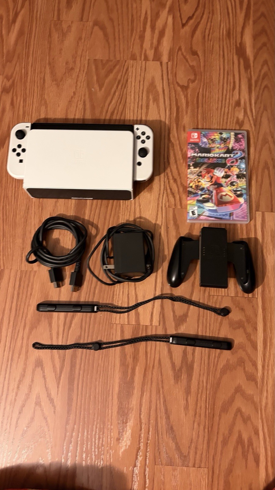 Nintendo Switch OLED Model – 64GB/White + Mario Kart 8 (Read Description)