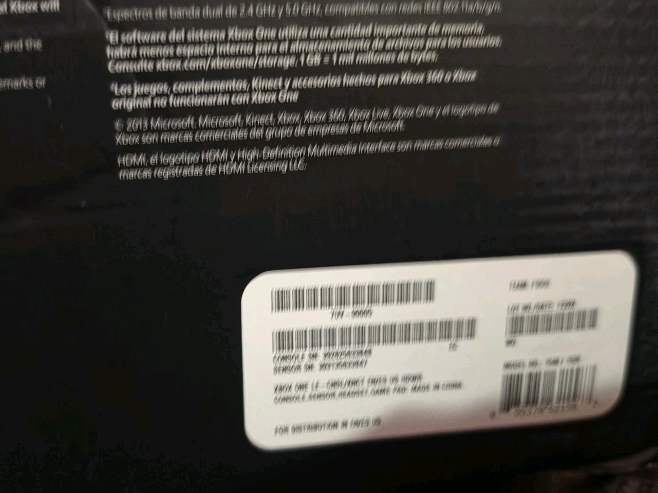 Xbox One 2013 Day One Edition Console w/ Kinect Manual And Original Box