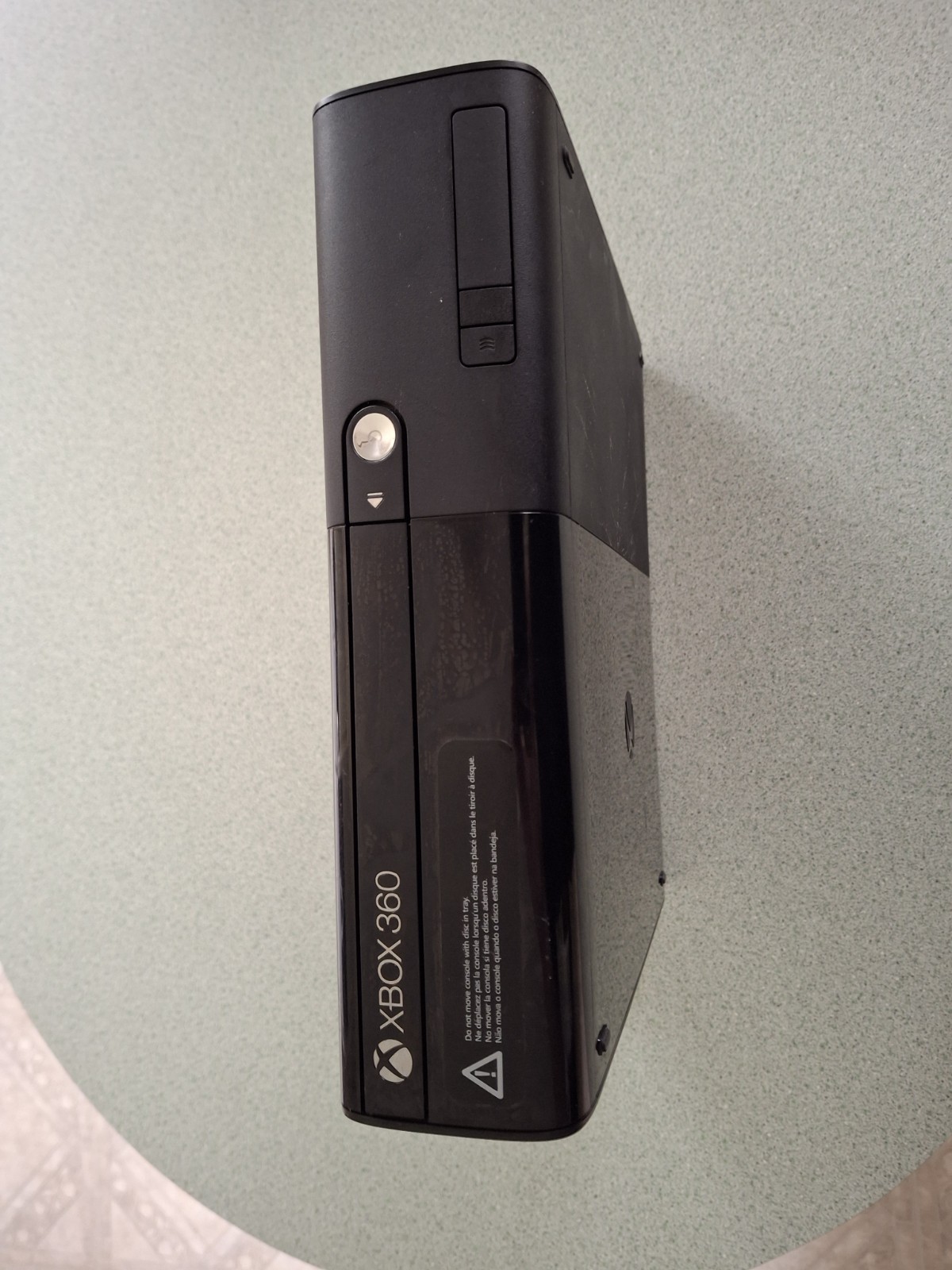 Microsoft Xbox 360 E Console 500GB. With Games And Kinects. Tested. Works.