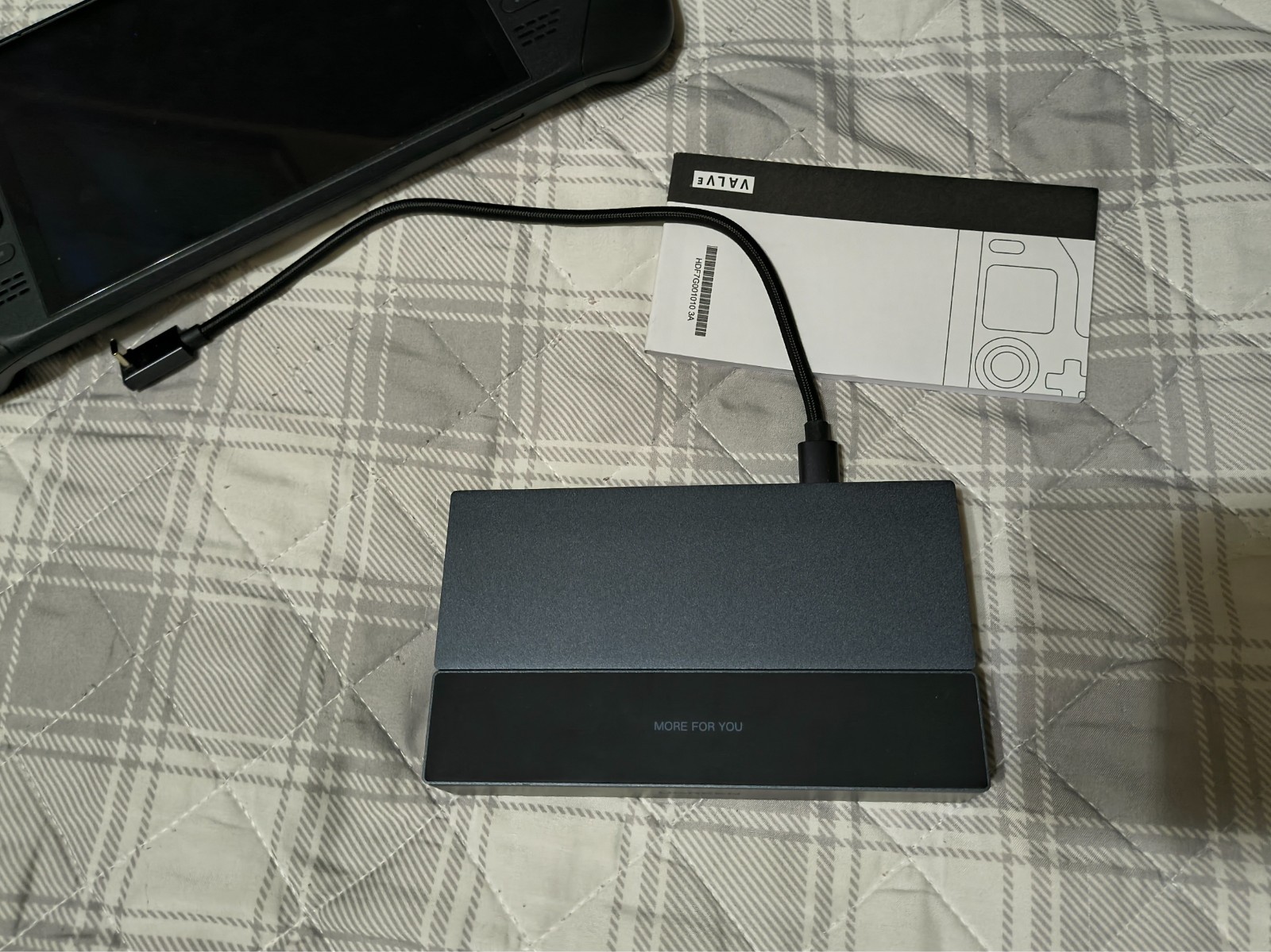 Steam Deck 1 TB OLED bundle (skullco case+sdcard+dock+dualsensecontroller)