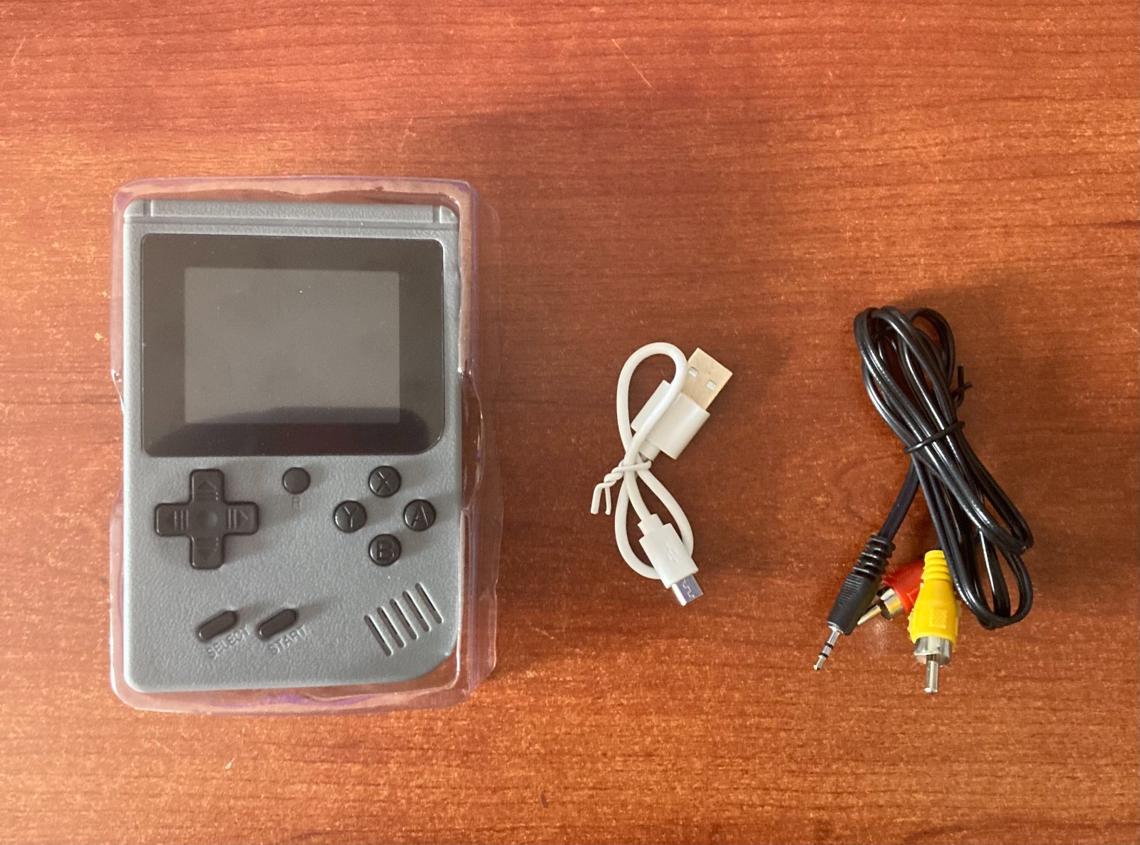 Retro Handheld Game Console 400 in 1 Mini Game System TV Out