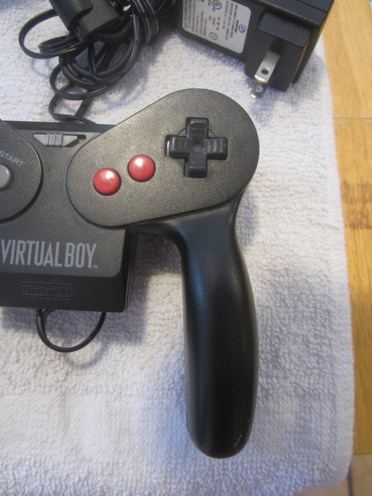 FOR PARTS Nintendo Virtual Boy Console VUE-001 W/MARIO TENNIS POWERS ON NO IMAGE