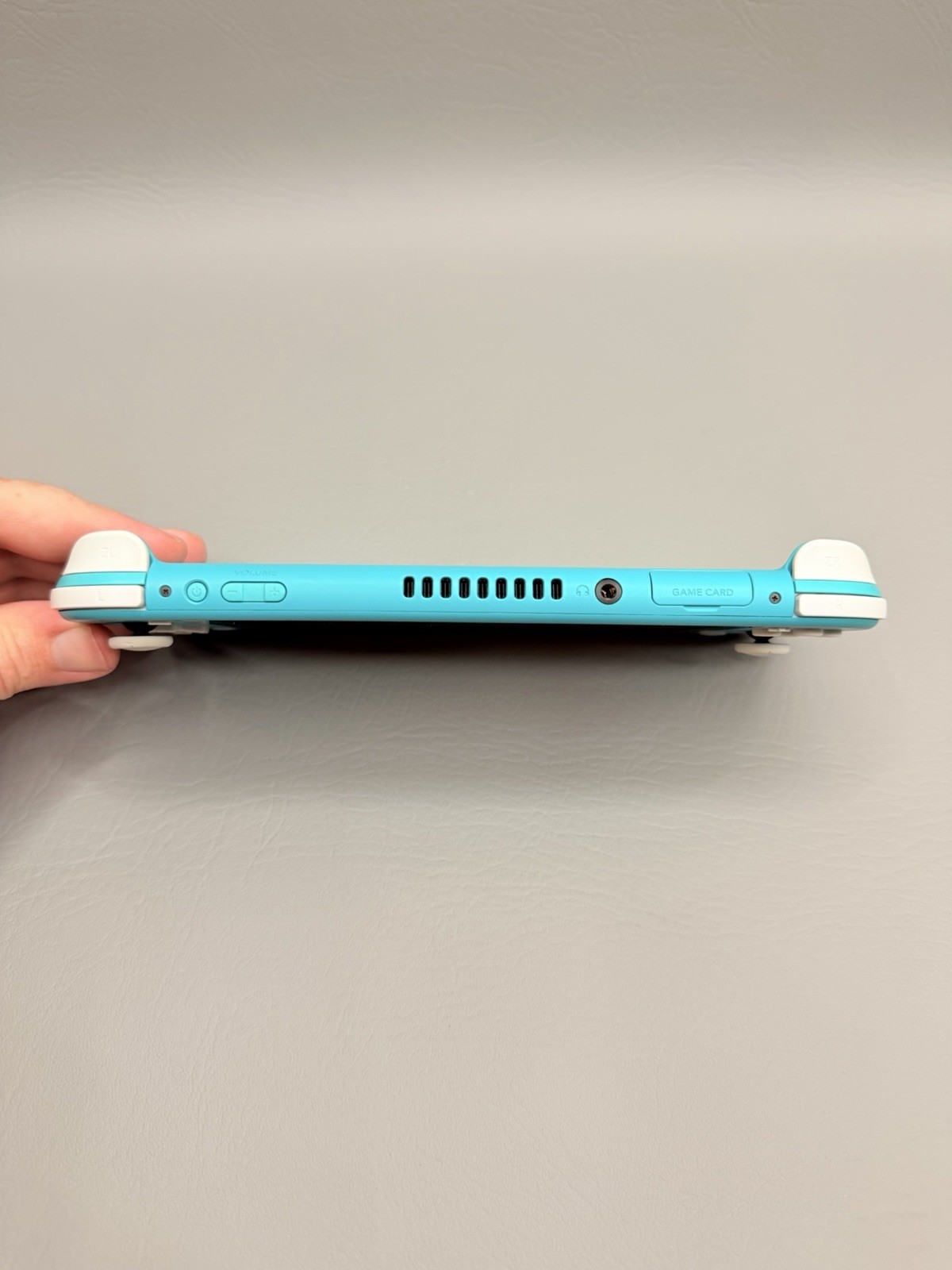 Nintendo Switch Lite – Animal Crossing Aloha Edition – Turquoise – Charger Incl.