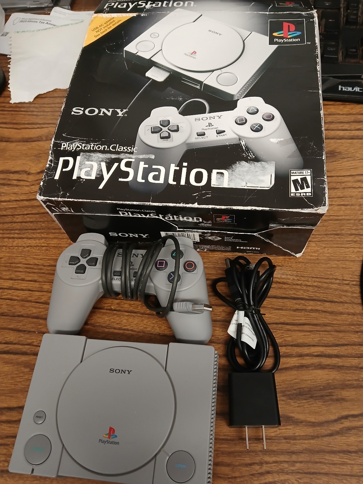 Sony PlayStation Classic Mini Console Gray SCPH-1000R/3003868 Controller & Box