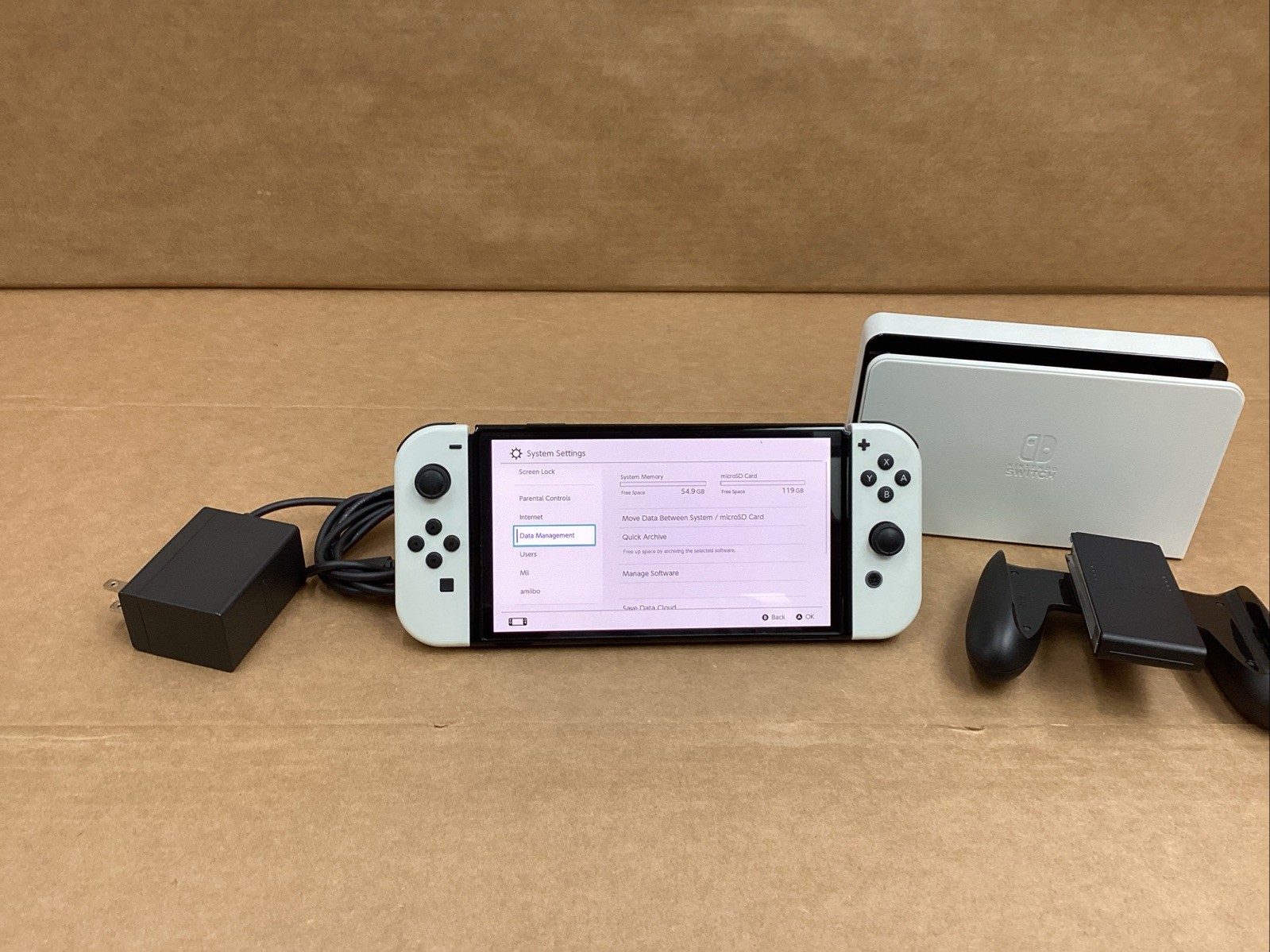 Nintendo Switch OLED White Model HEG-001 Handheld Console 64GB +128gb