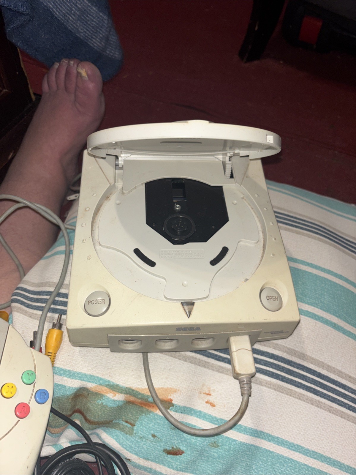 vintage dream cast with one controller & a memory card & one game