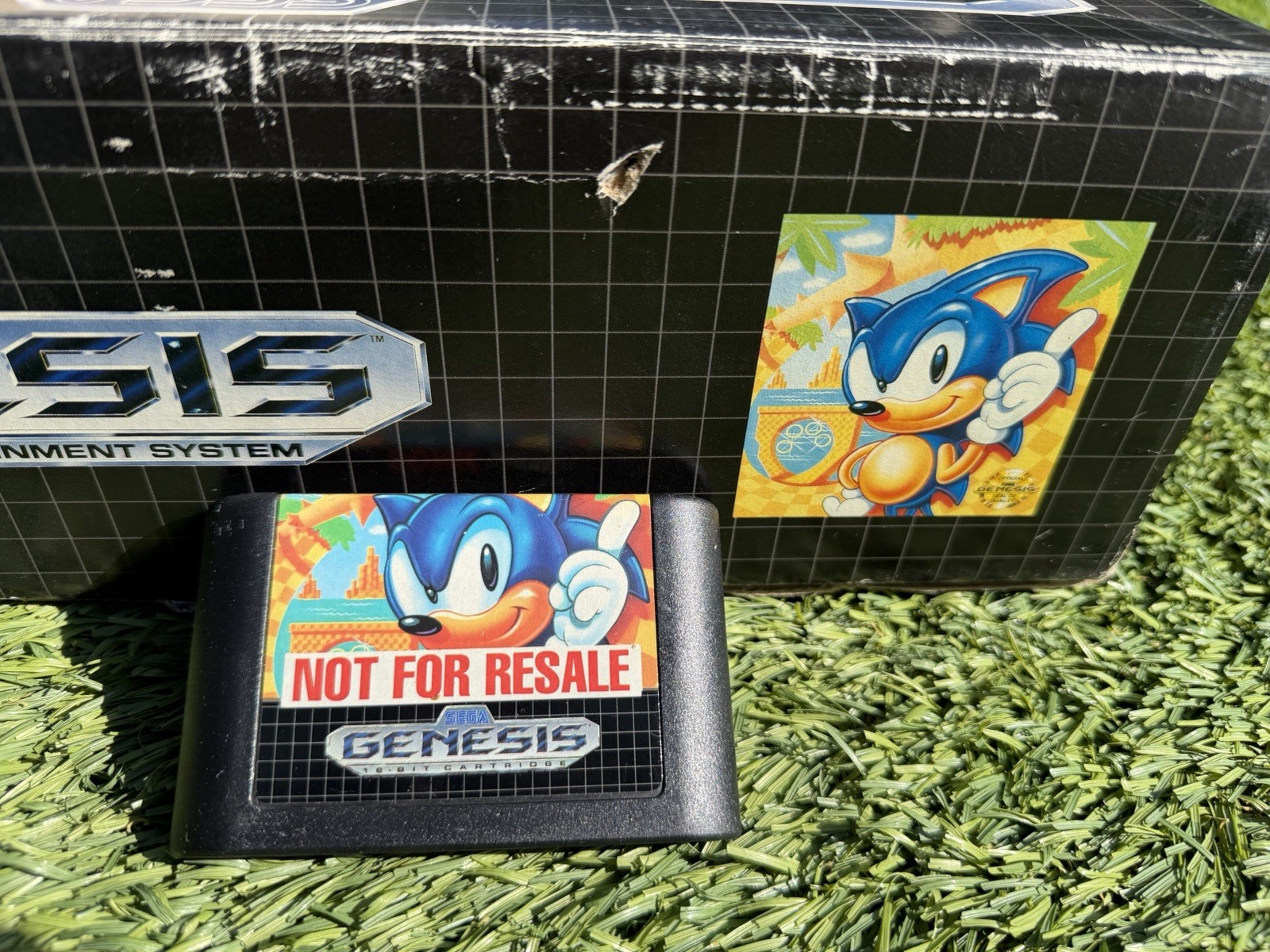 Sega Genesis Console Model 1601 Sonic The Hedgehog Bundle System Completed Boxed