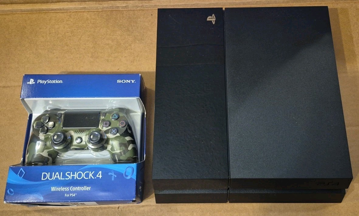 Sony PlayStation 4 500GB Gaming Console controller, cables Blk open box cuh1005