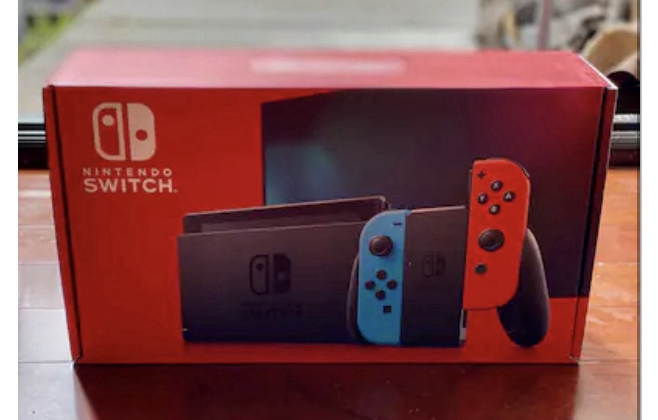 Nintendo Switch Console Gray w/ Dock Neon Blue/Red Joy-Con 32GB 1080p Wi-Fi