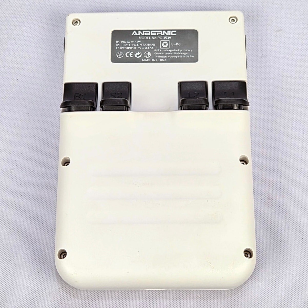 Anbernic RG 353V Android/Linux Retro Handheld Console Very Small Corner Crack