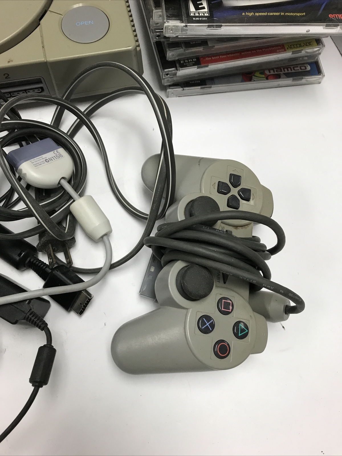 PS1 Console SCPH-9001 in Box with Controllers 12 Games Memory Cards Powers On