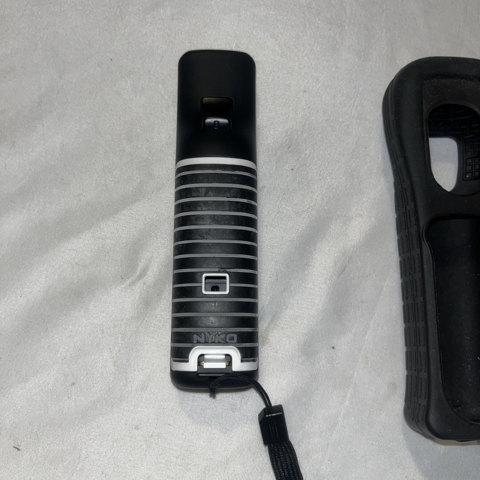 Black Wii Console Bundle: Wii Remote Nunchuck All Cords Mario Kart Donkey Kong