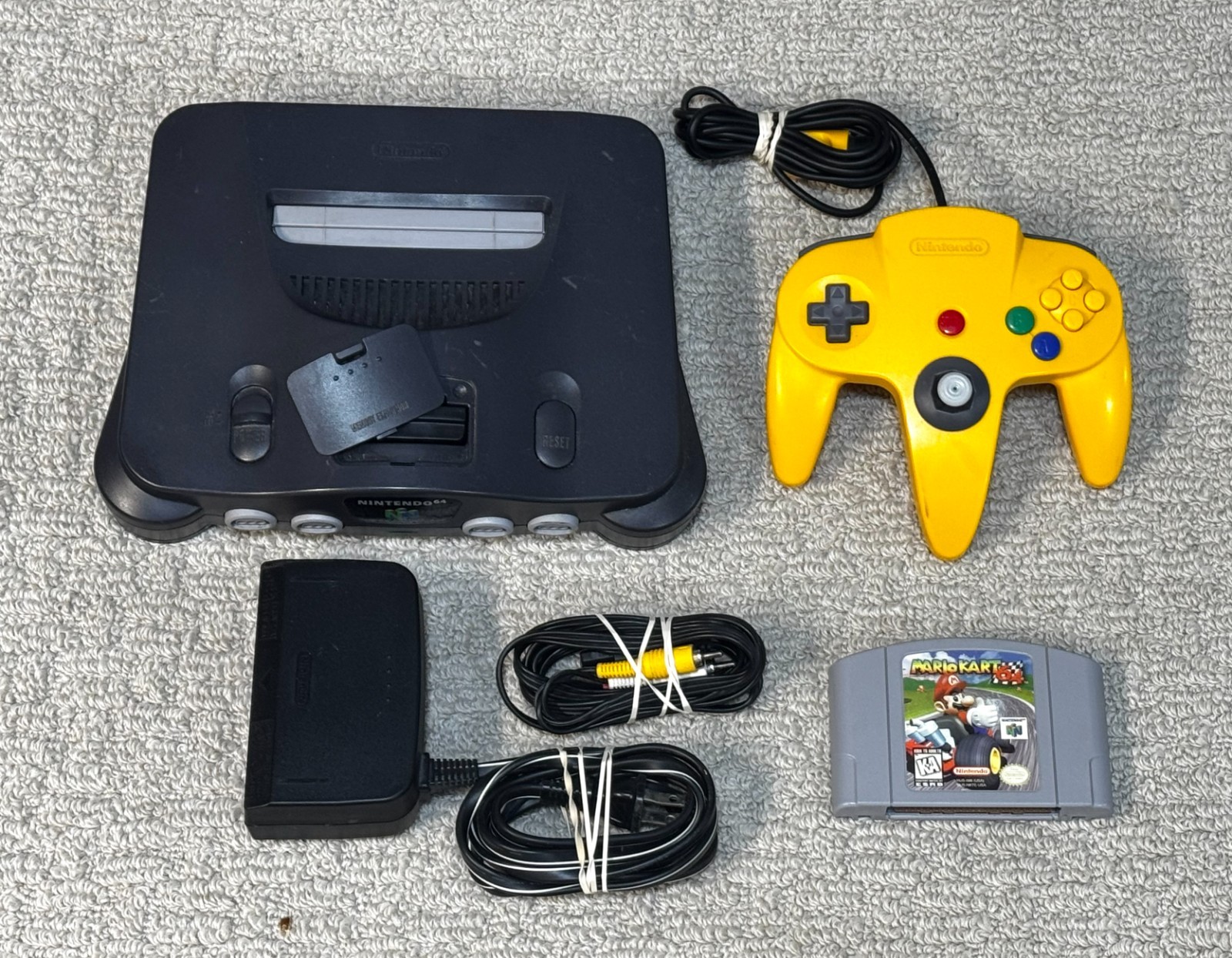 Nintendo 64 N64 Console Bundle Tested w/ OEM Controller + Hookups & Mario Kart
