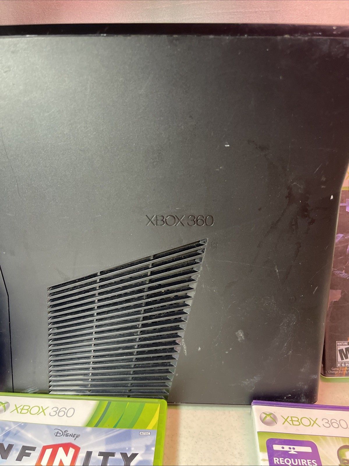XBOX 360 S 250GB Console Bundle, 14 Games, 2 Controllers, OEM Power Brick Kinect