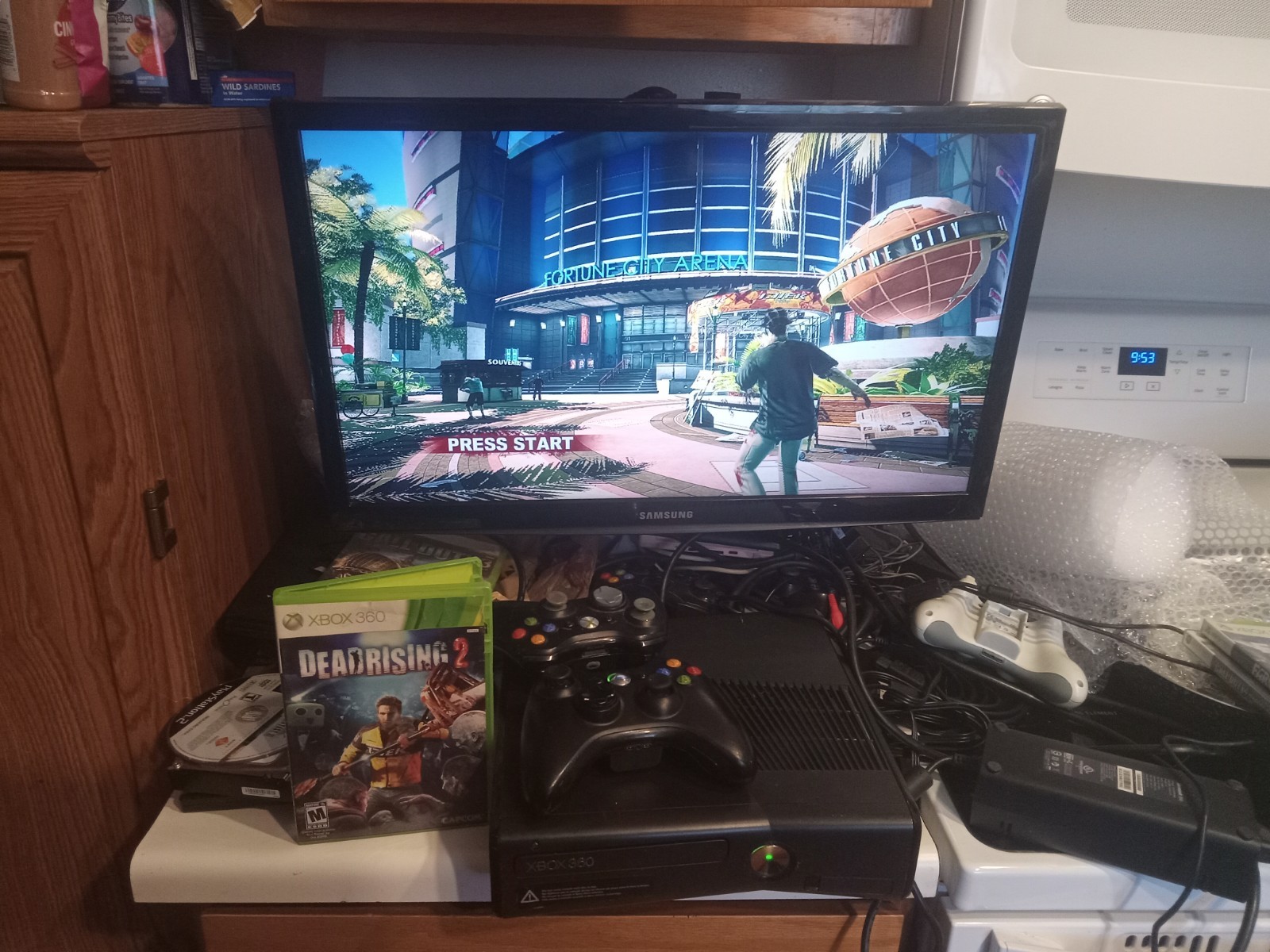 Fun! Microsoft Xbox 360 Bundle 250GB Built-In Wifi – 6 Games + 2 Controllers