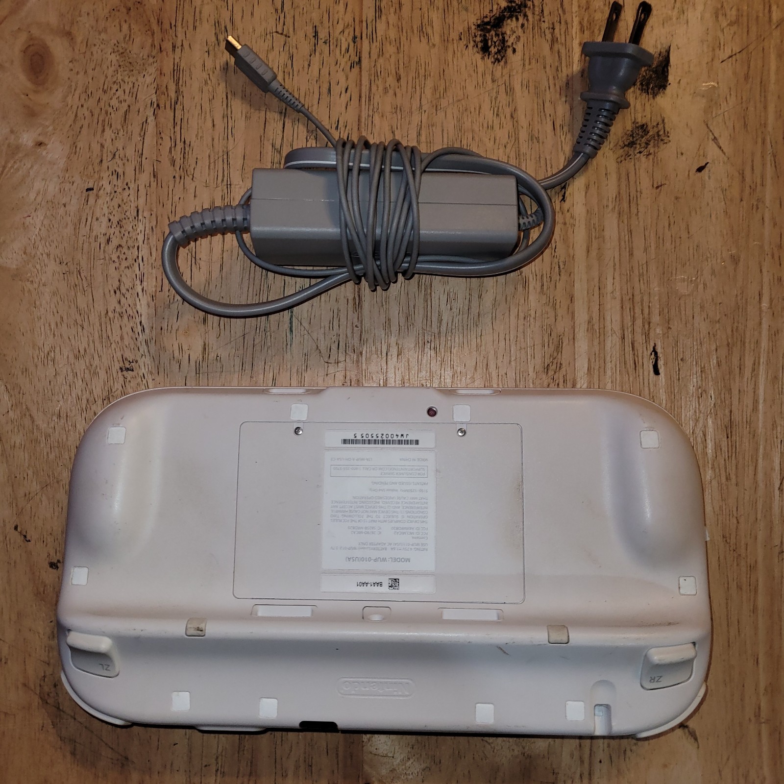 Nintendo Wii U GamePad Controller WUP-010 (USA) White Tablet with Charger Cable