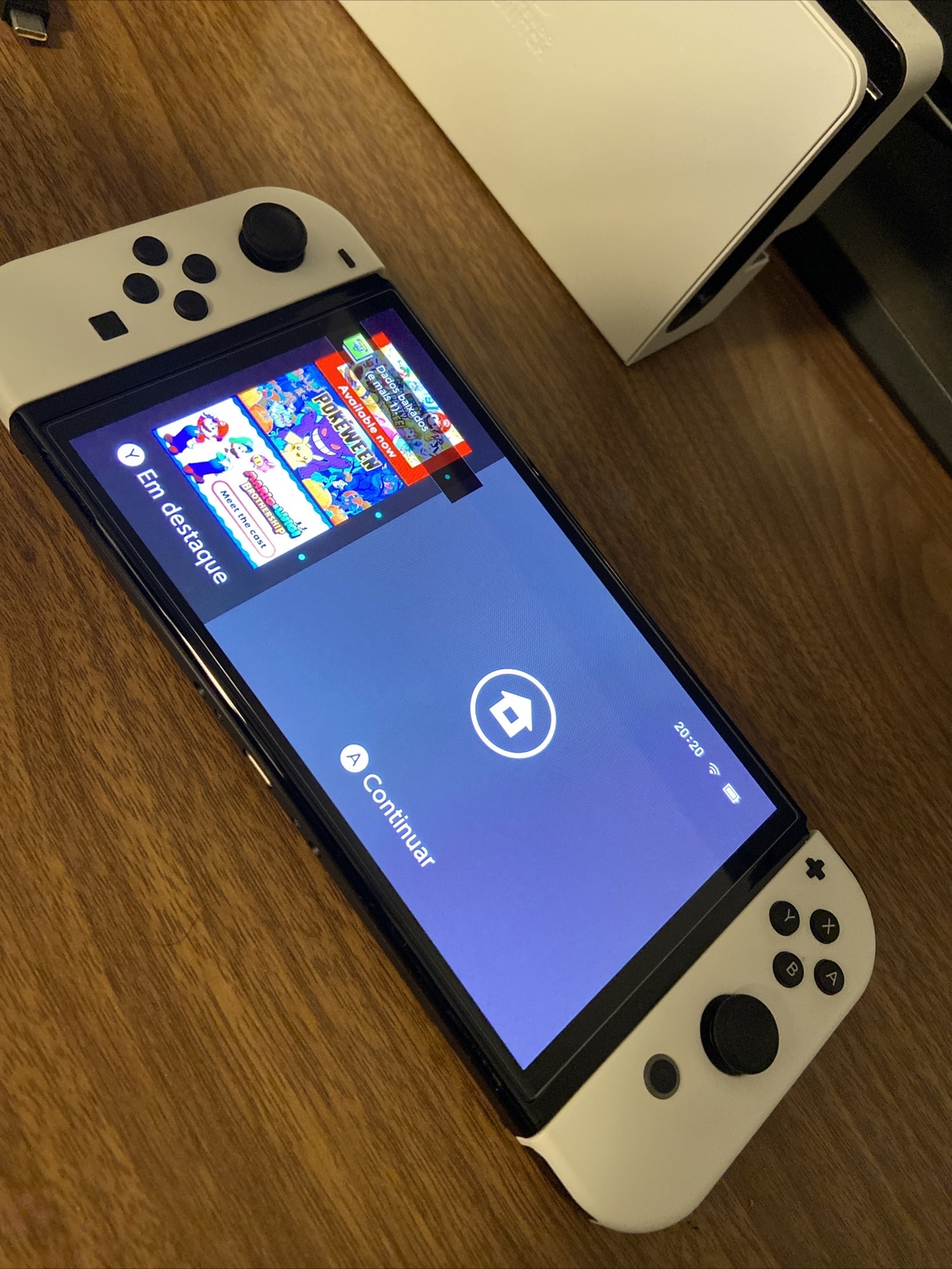 Nintendo Switch OLED Model – 64GB/White (HEGSKAAAA)