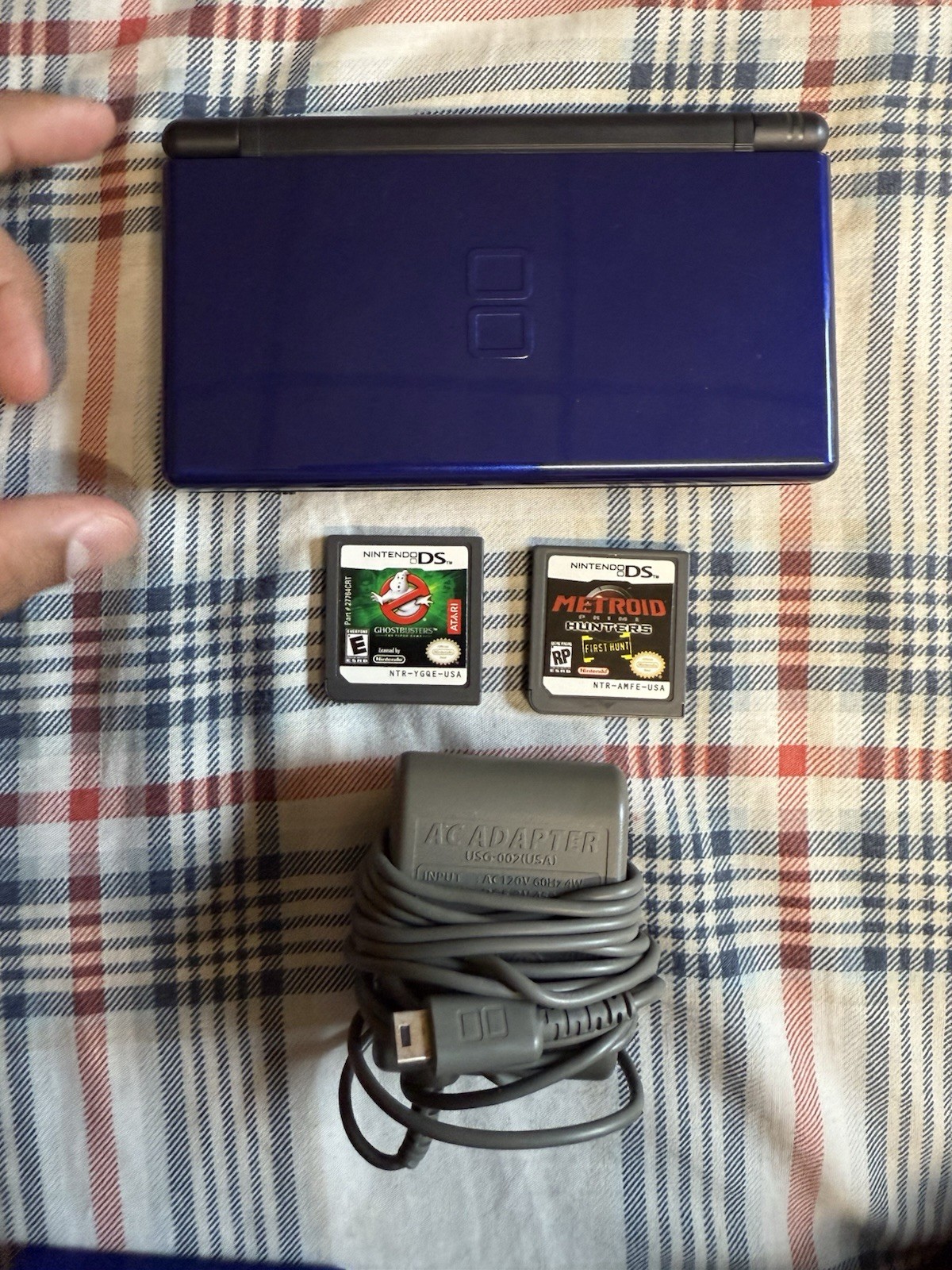 Nintendo DS Lite Handheld System Cobalt/Black with Charger And Games