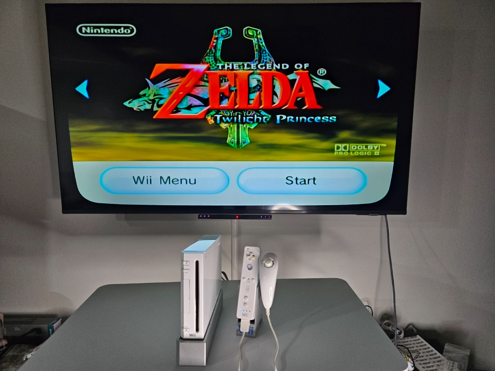 Nintendo Wii Console White + Plays GameCube Games + USA + Renewed + Free Stand