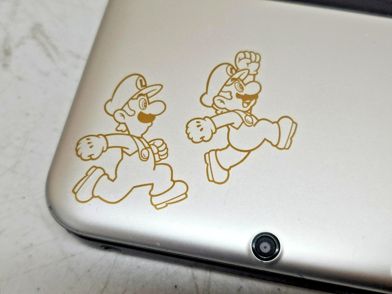 Nintendo 3DS XL Year of Luigi 30th Anniversary Edition