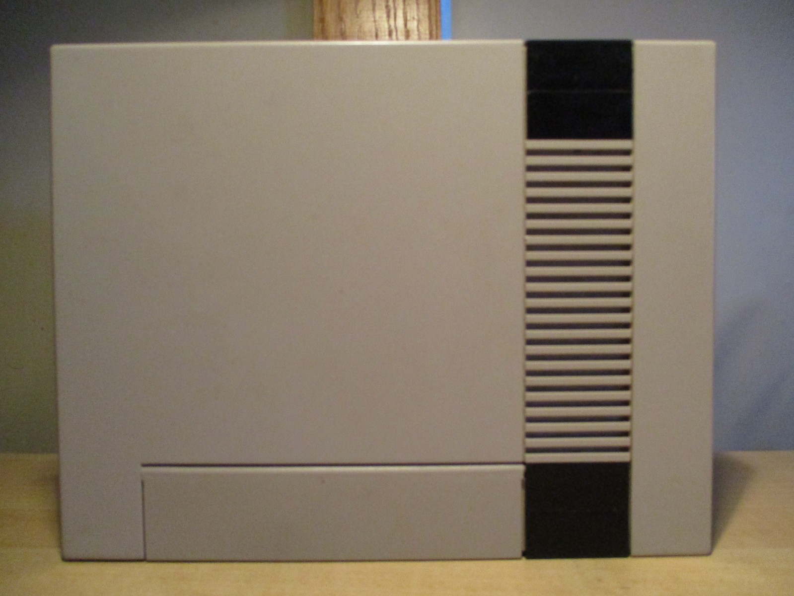 Nintendo Entertainment System NES Console with 1 Controller & AC Adapter