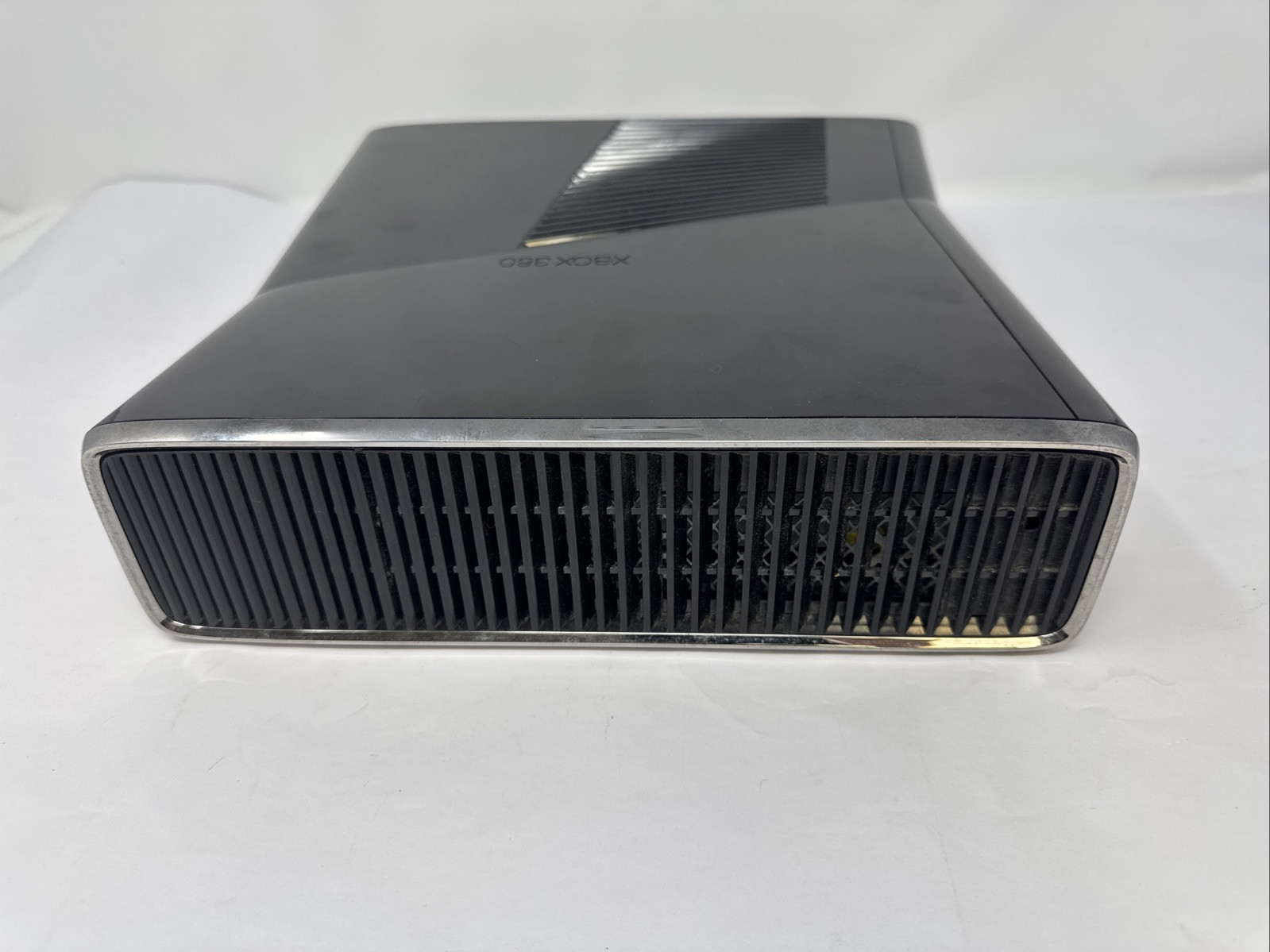 Microsoft XBox 360 S System Model 1439 Kinect Cables Controller 8 Games TESTED