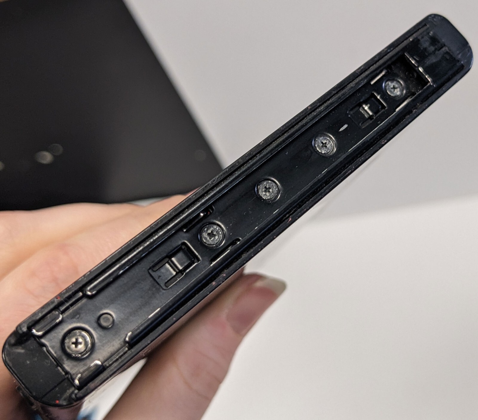 Nintendo Switch Tablet & Joycons – As Is – No Power