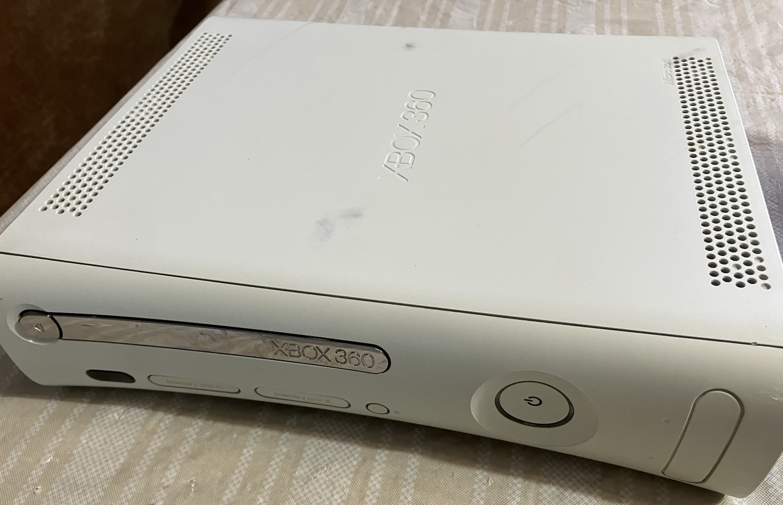 Xbox 360 White Console Microsoft For Parts Only, Bad Disc Reader