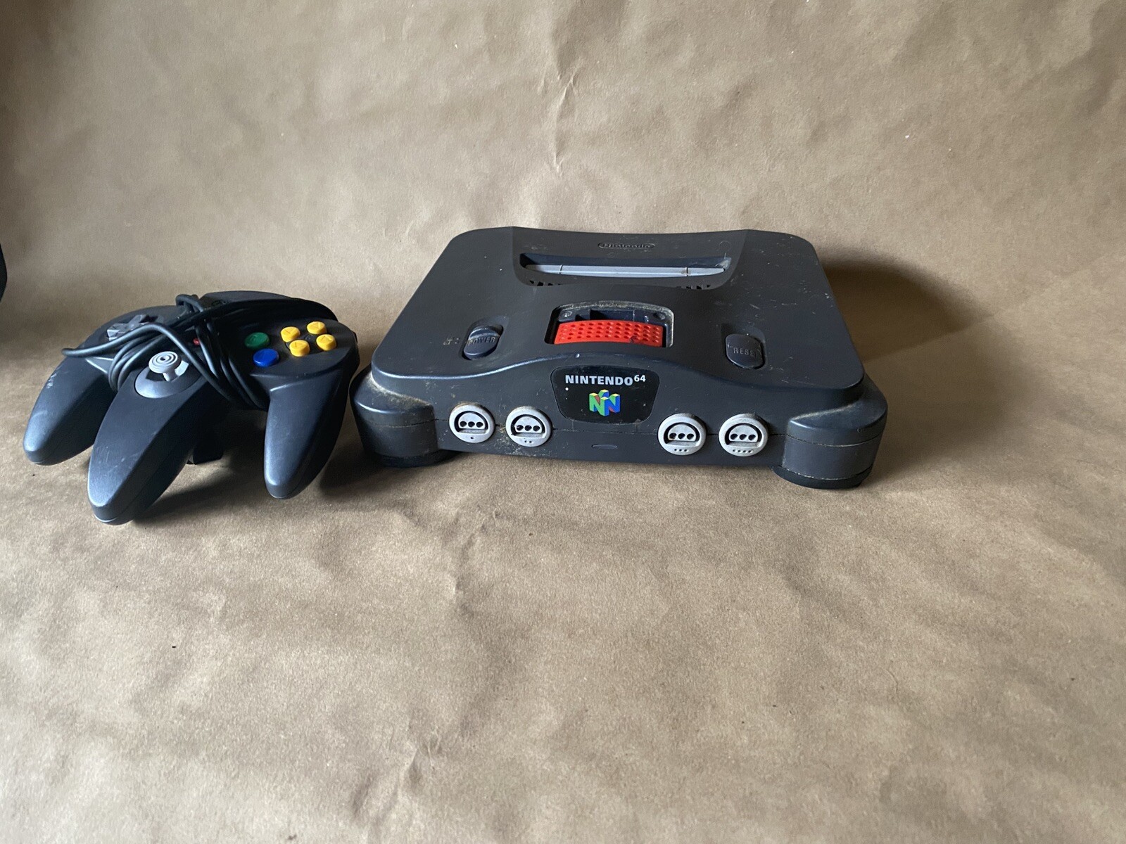 Nintendo 64 Charcoal Gray With Controlle And Memory Expansion Pack