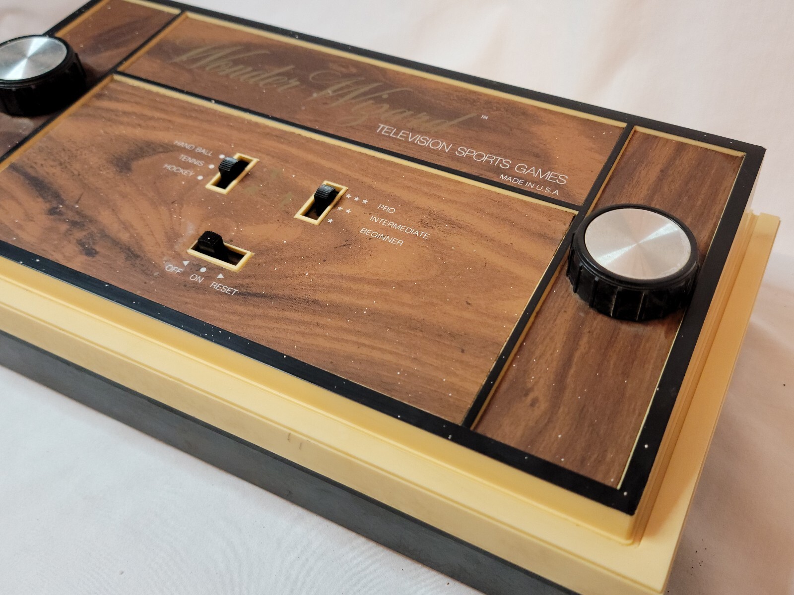 Wonder Wizard Video Game Console BG7702 Pong Vintage GAMING for Television