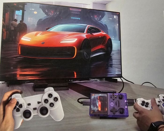 M18Pro Handheld Game Console White, Wireless Controllers, 3.5″ Screen, HDMI, OTG