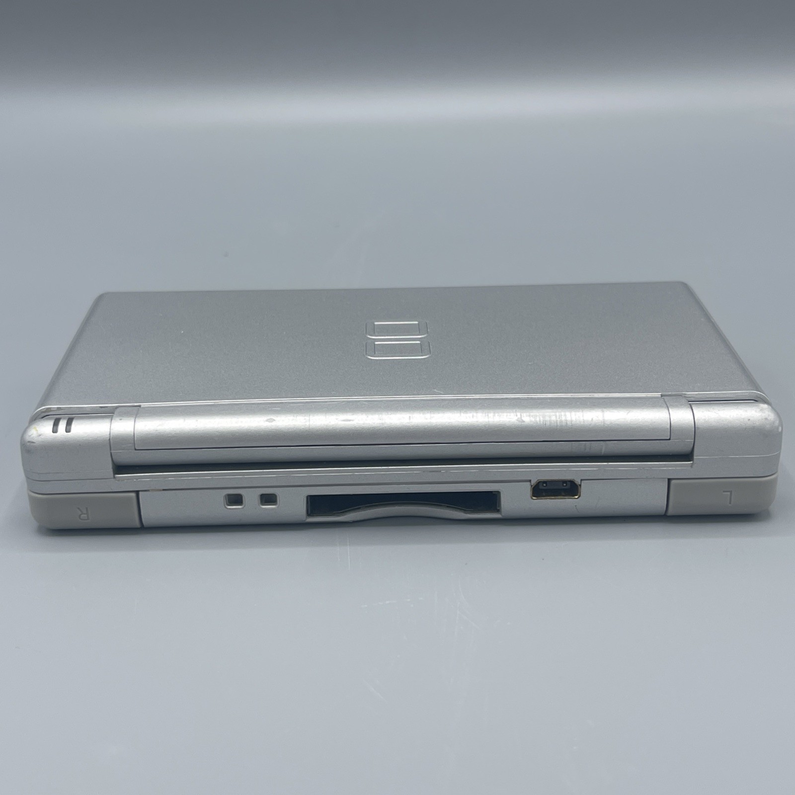 Nintendo DS Lite Silver Handheld Console Touch Screen Bundle W Games Charger